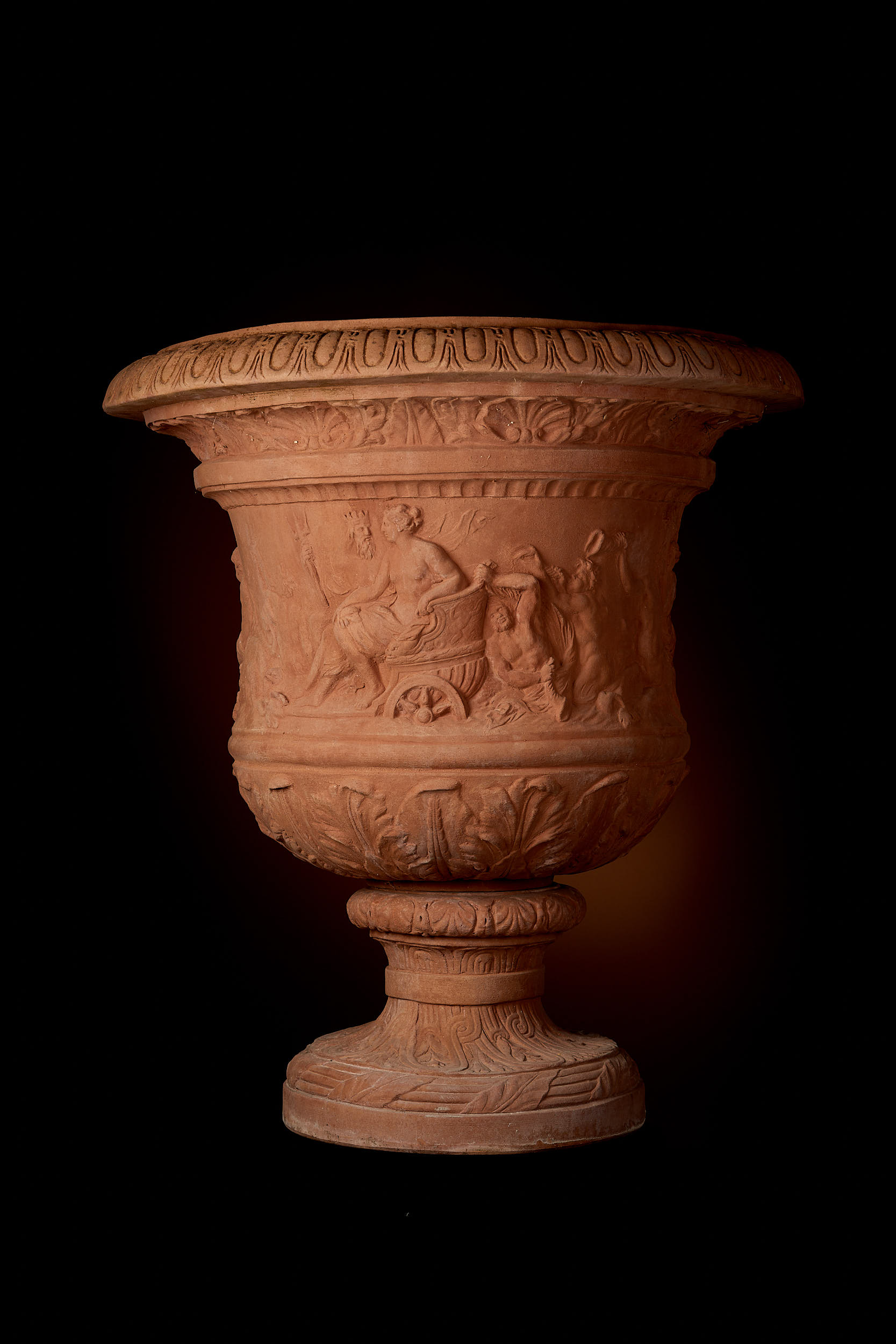 Vase Neptun mit Sockel, groß Vase Neptun mit Sockel, groß